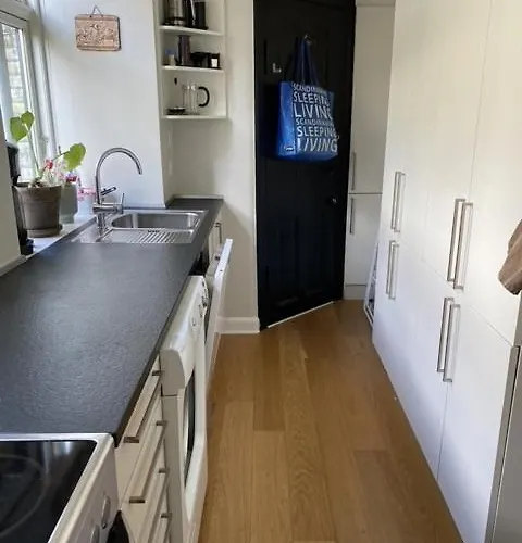 Cozy In Frederiksberg, Apartamento *